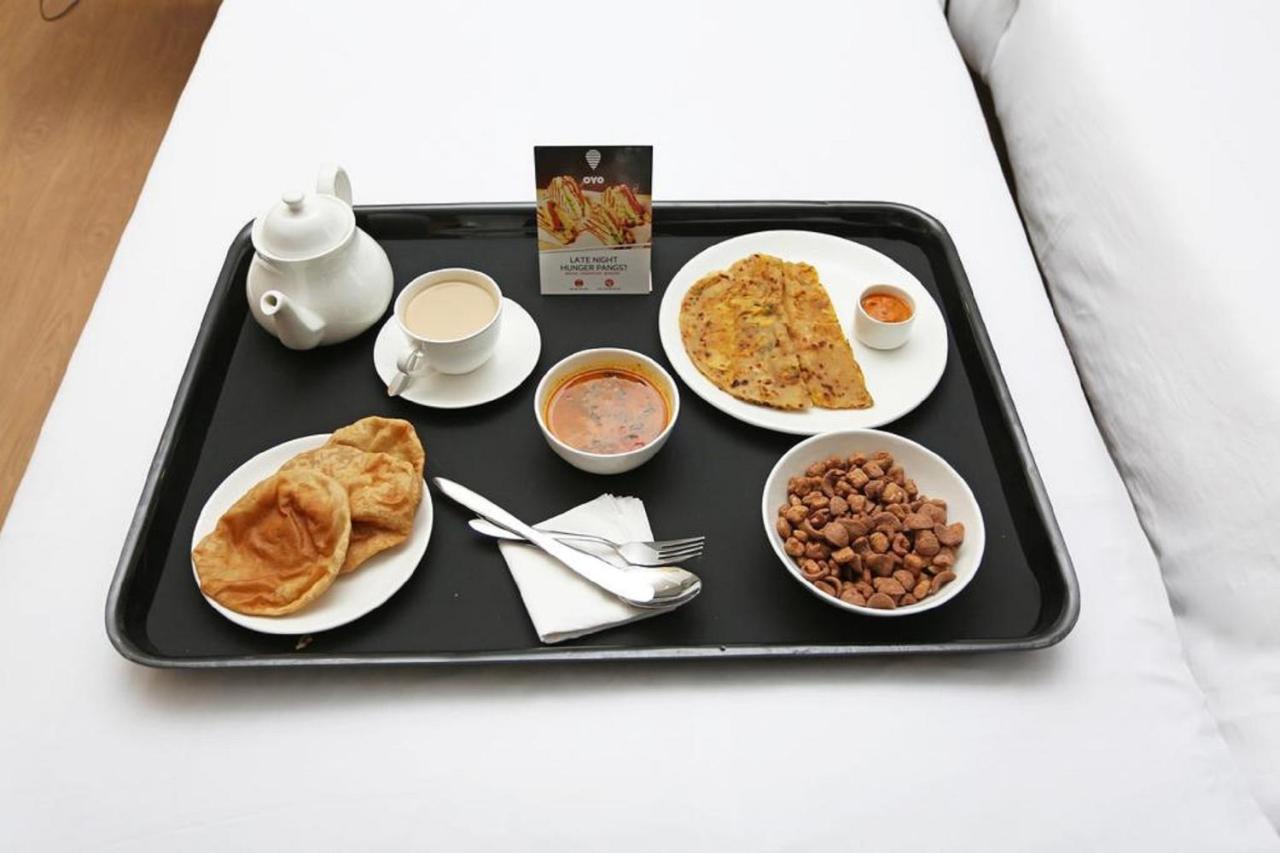 Oyo 253 Hotel Pinnacle Pokhara Ngoại thất bức ảnh