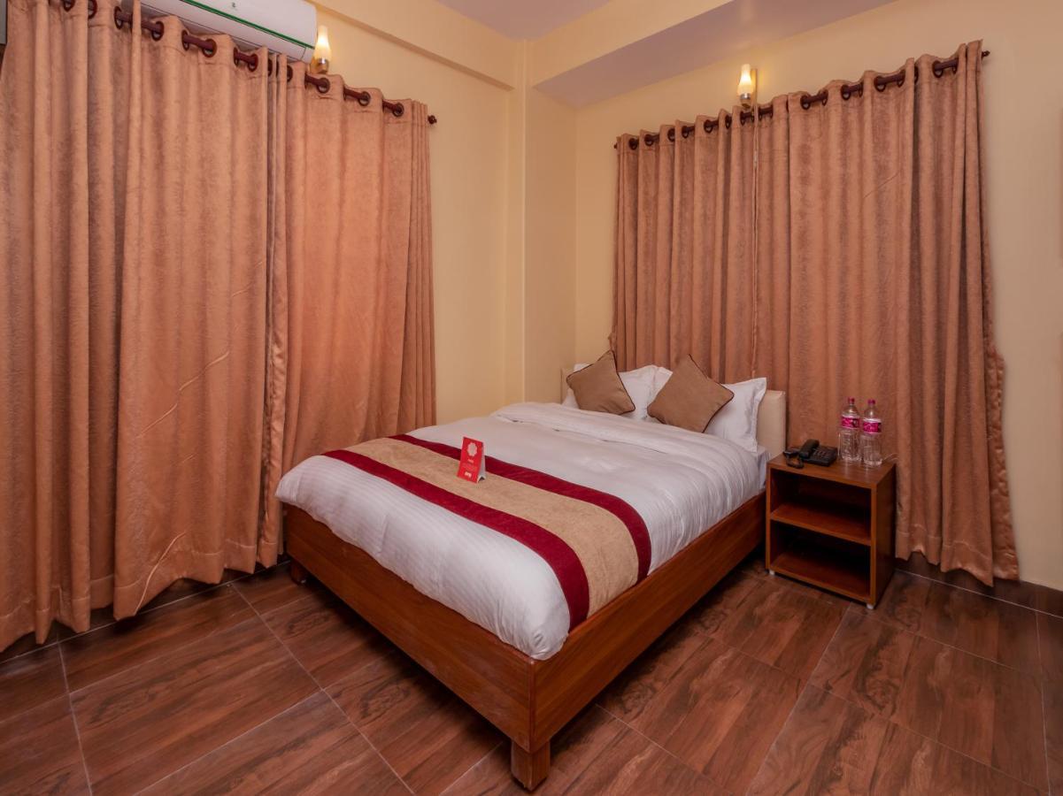 Oyo 253 Hotel Pinnacle Pokhara Ngoại thất bức ảnh
