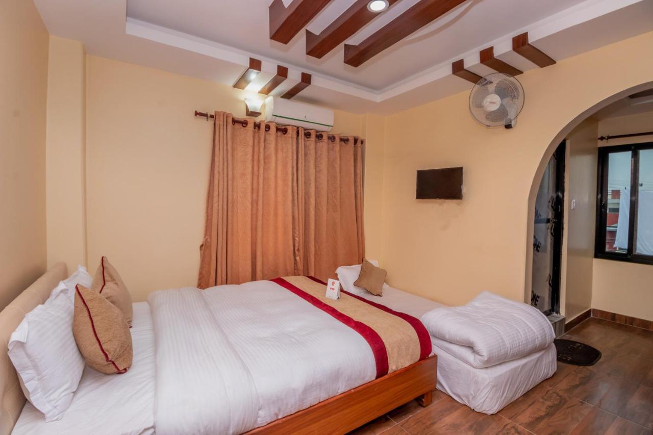 Oyo 253 Hotel Pinnacle Pokhara Ngoại thất bức ảnh