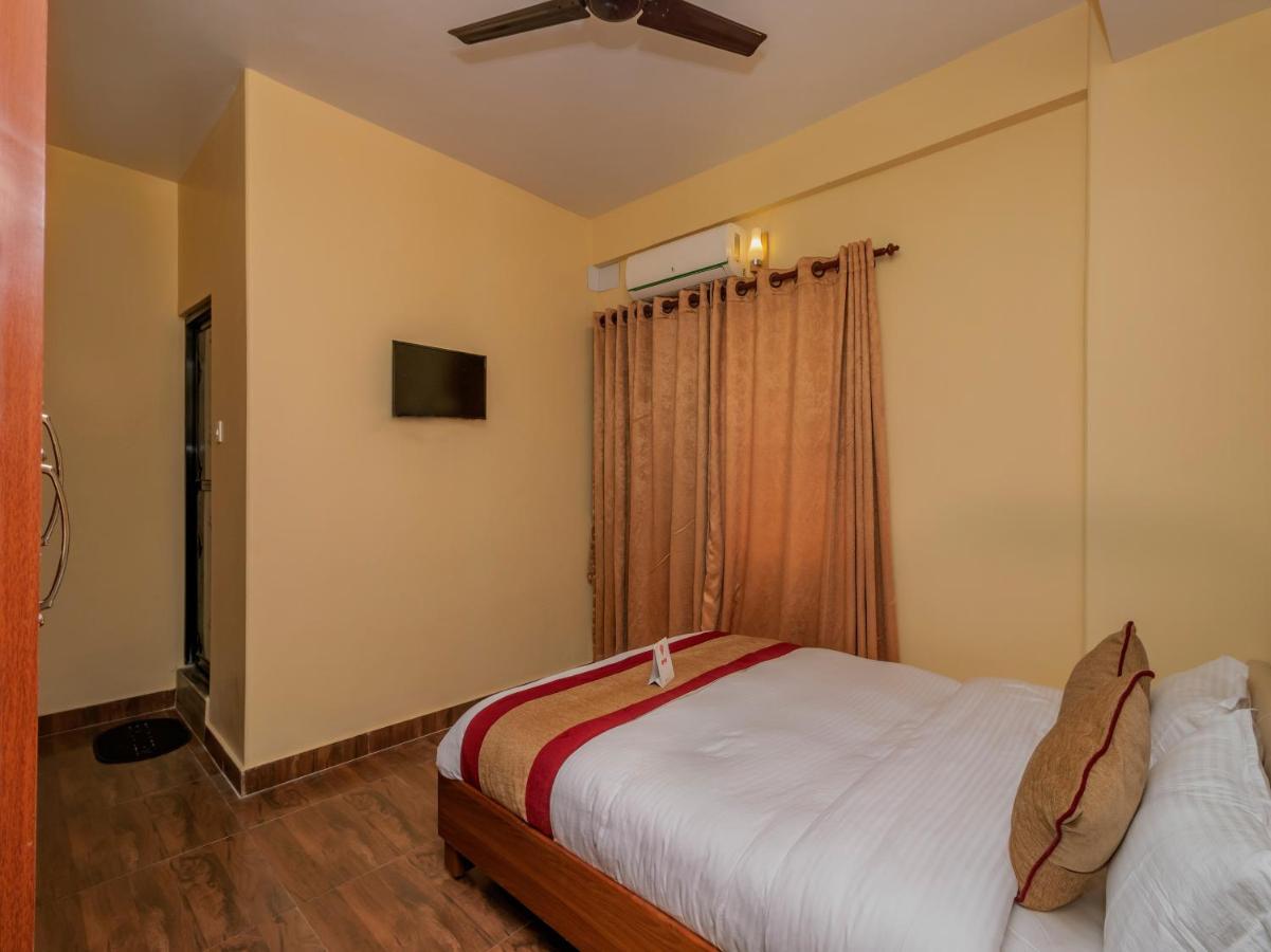Oyo 253 Hotel Pinnacle Pokhara Ngoại thất bức ảnh