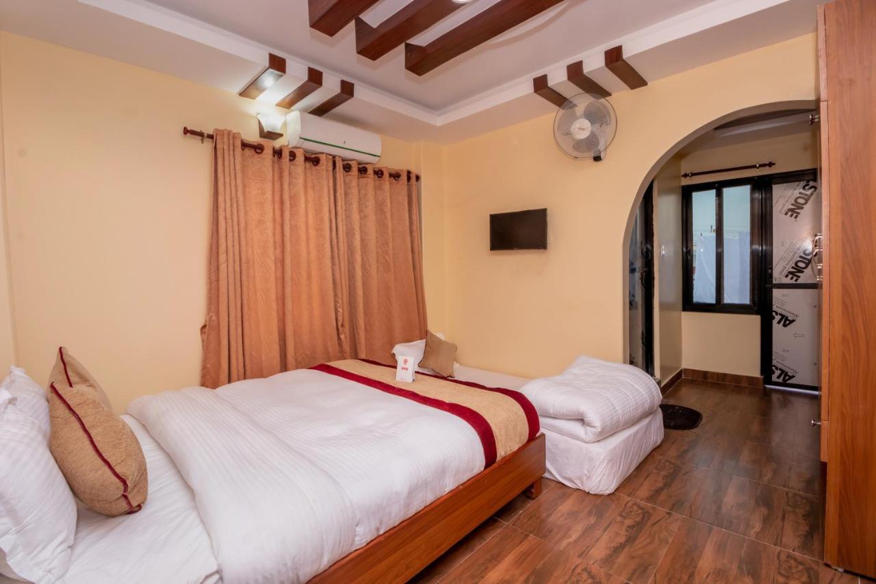 Oyo 253 Hotel Pinnacle Pokhara Ngoại thất bức ảnh